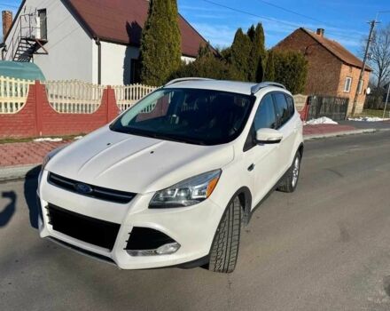 Белый Форд Эскейп, объемом двигателя 2 л и пробегом 96 тыс. км за 8900 $, фото 1 на Automoto.ua