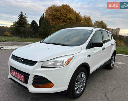 Форд Эскейп 2016 в Жмеренке на Automoto.ua Белый Форд Эскейп, объемом двигателя 2.5 л и пробегом 149 тыс. км за 10980 $, фото 14 на Automoto.ua