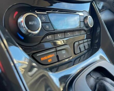 Белый Форд Эскейп, объемом двигателя 2 л и пробегом 96 тыс. км за 8900 $, фото 13 на Automoto.ua