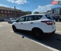 Белый Форд Эскейп, объемом двигателя 2.5 л и пробегом 177 тыс. км за 12400 $, фото 1 на Automoto.ua