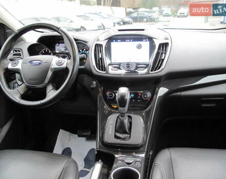 Белый Форд Эскейп, объемом двигателя 2 л и пробегом 117 тыс. км за 14000 $, фото 53 на Automoto.ua