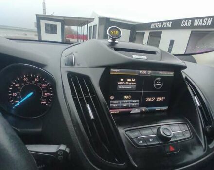 Белый Форд Эскейп, объемом двигателя 1.5 л и пробегом 157 тыс. км за 16300 $, фото 10 на Automoto.ua