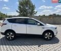 Білий Форд Ескейп, об'ємом двигуна 1.5 л та пробігом 117 тис. км за 12500 $, фото 1 на Automoto.ua