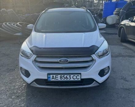 Білий Форд Ескейп, об'ємом двигуна 1.5 л та пробігом 89 тис. км за 12200 $, фото 1 на Automoto.ua