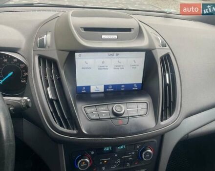 Білий Форд Ескейп, об'ємом двигуна 1.5 л та пробігом 104 тис. км за 12500 $, фото 13 на Automoto.ua