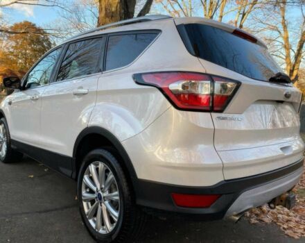 Білий Форд Ескейп, об'ємом двигуна 2 л та пробігом 58 тис. км за 3700 $, фото 5 на Automoto.ua