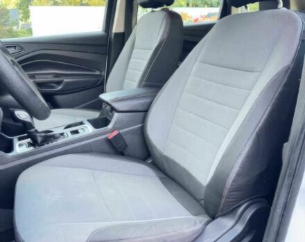 Білий Форд Ескейп, об'ємом двигуна 2.5 л та пробігом 53 тис. км за 5800 $, фото 8 на Automoto.ua