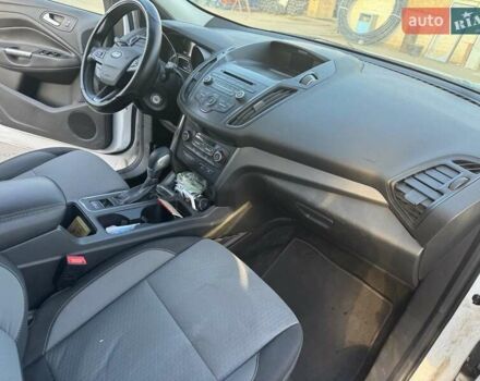Білий Форд Ескейп, об'ємом двигуна 1.5 л та пробігом 89 тис. км за 12200 $, фото 11 на Automoto.ua