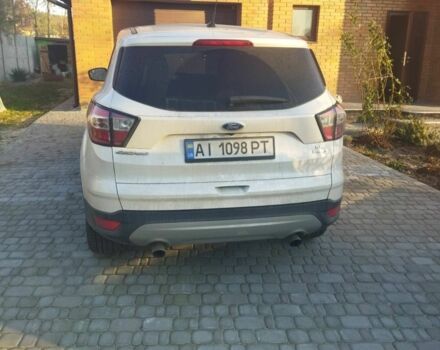 Белый Форд Эскейп, объемом двигателя 1.5 л и пробегом 185 тыс. км за 11000 $, фото 1 на Automoto.ua