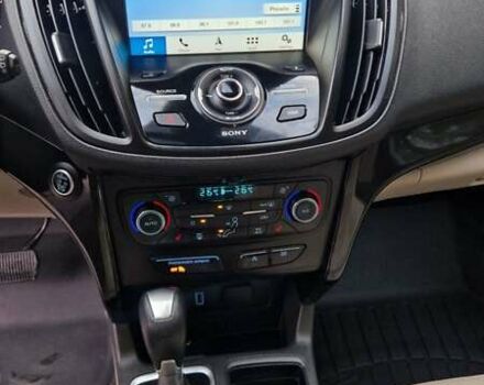 Белый Форд Эскейп, объемом двигателя 1.5 л и пробегом 177 тыс. км за 14000 $, фото 17 на Automoto.ua