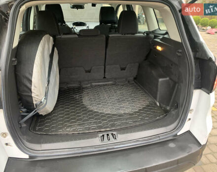 Білий Форд Ескейп, об'ємом двигуна 2.5 л та пробігом 203 тис. км за 13000 $, фото 5 на Automoto.ua