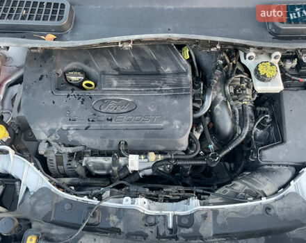 Білий Форд Ескейп, об'ємом двигуна 1.5 л та пробігом 145 тис. км за 12500 $, фото 19 на Automoto.ua