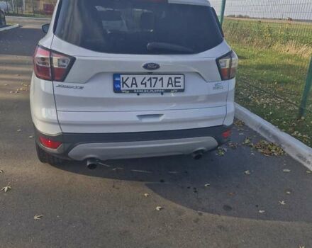 Білий Форд Ескейп, об'ємом двигуна 1.5 л та пробігом 102 тис. км за 14100 $, фото 1 на Automoto.ua
