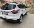 Белый Форд Эскейп, объемом двигателя 2.5 л и пробегом 180 тыс. км за 13000 $, фото 1 на Automoto.ua