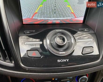 Белый Форд Эскейп, объемом двигателя 2 л и пробегом 82 тыс. км за 15300 $, фото 26 на Automoto.ua