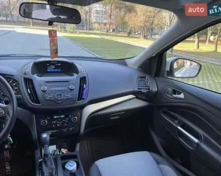 Білий Форд Ескейп, об'ємом двигуна 1.5 л та пробігом 267 тис. км за 10450 $, фото 19 на Automoto.ua