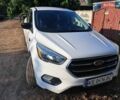 Белый Форд Эскейп, объемом двигателя 1.5 л и пробегом 156 тыс. км за 10800 $, фото 1 на Automoto.ua