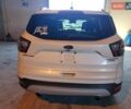 Белый Форд Эскейп, объемом двигателя 2 л и пробегом 94 тыс. км за 2300 $, фото 5 на Automoto.ua