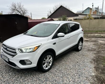 Форд Эскейп 2017 в Харькове на Automoto.ua Белый Форд Эскейп, объемом двигателя 1.5 л и пробегом 158 тыс. км за 13800 $, фото 7 на Automoto.ua