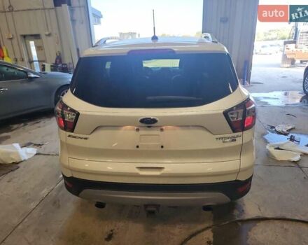 Білий Форд Ескейп, об'ємом двигуна 0 л та пробігом 98 тис. км за 2000 $, фото 5 на Automoto.ua