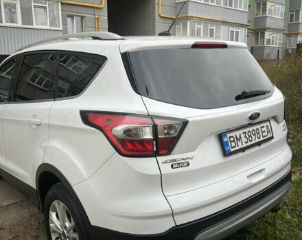 Белый Форд Эскейп, объемом двигателя 2 л и пробегом 148 тыс. км за 14200 $, фото 5 на Automoto.ua