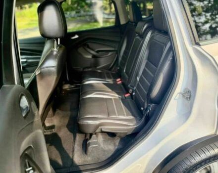 Білий Форд Ескейп, об'ємом двигуна 2 л та пробігом 50 тис. км за 9200 $, фото 7 на Automoto.ua