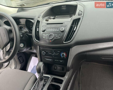 Білий Форд Ескейп, об'ємом двигуна 2.5 л та пробігом 142 тис. км за 12500 $, фото 16 на Automoto.ua