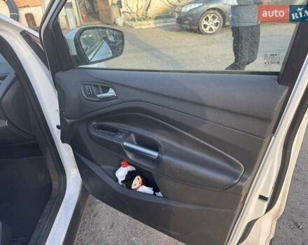 Білий Форд Ескейп, об'ємом двигуна 1.5 л та пробігом 89 тис. км за 12200 $, фото 3 на Automoto.ua