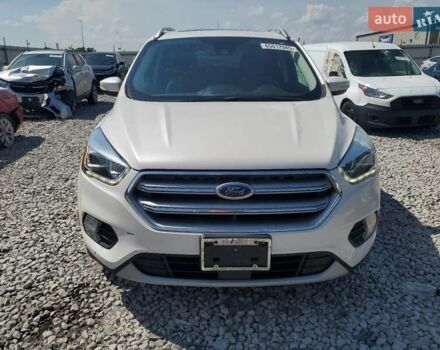 Білий Форд Ескейп, об'ємом двигуна 2 л та пробігом 107 тис. км за 2500 $, фото 4 на Automoto.ua