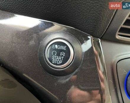 Белый Форд Эскейп, объемом двигателя 2 л и пробегом 82 тыс. км за 15300 $, фото 23 на Automoto.ua