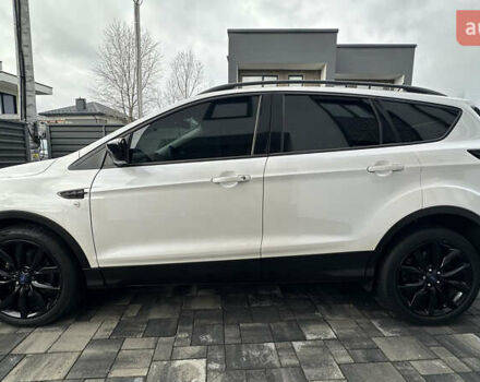 Білий Форд Ескейп, об'ємом двигуна 1.5 л та пробігом 126 тис. км за 16000 $, фото 4 на Automoto.ua