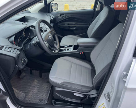 Белый Форд Эскейп, объемом двигателя 2.49 л и пробегом 115 тыс. км за 14000 $, фото 10 на Automoto.ua