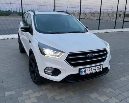 Белый Форд Эскейп, объемом двигателя 2 л и пробегом 51 тыс. км за 13500 $, фото 27 на Automoto.ua