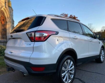 Білий Форд Ескейп, об'ємом двигуна 2 л та пробігом 58 тис. км за 3700 $, фото 4 на Automoto.ua