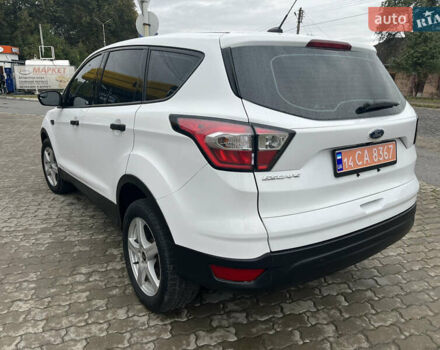 Білий Форд Ескейп, об'ємом двигуна 2.5 л та пробігом 142 тис. км за 12500 $, фото 3 на Automoto.ua