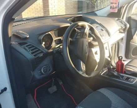 Белый Форд Эскейп, объемом двигателя 1.5 л и пробегом 185 тыс. км за 11000 $, фото 2 на Automoto.ua