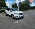 Белый Форд Эскейп, объемом двигателя 2 л и пробегом 110 тыс. км за 14300 $, фото 1 на Automoto.ua