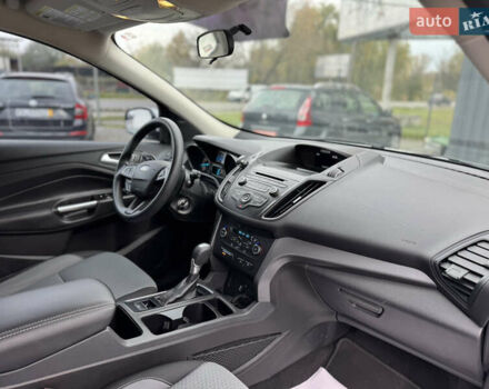 Белый Форд Эскейп, объемом двигателя 1.5 л и пробегом 121 тыс. км за 10999 $, фото 11 на Automoto.ua