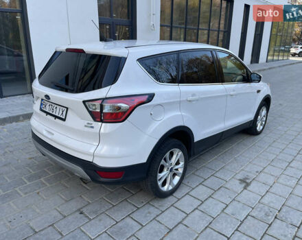 Белый Форд Эскейп, объемом двигателя 1.5 л и пробегом 270 тыс. км за 11000 $, фото 8 на Automoto.ua