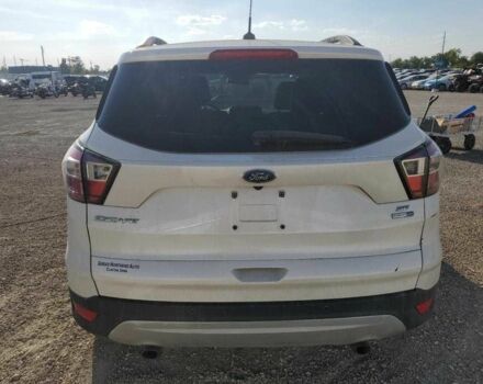 Белый Форд Эскейп, объемом двигателя 2 л и пробегом 76 тыс. км за 2800 $, фото 5 на Automoto.ua