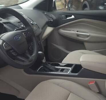 Білий Форд Ескейп, об'ємом двигуна 1.5 л та пробігом 62 тис. км за 14300 $, фото 6 на Automoto.ua