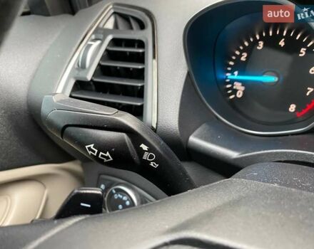 Белый Форд Эскейп, объемом двигателя 2 л и пробегом 82 тыс. км за 15300 $, фото 21 на Automoto.ua