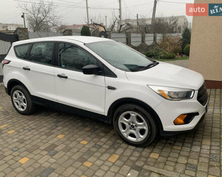 Білий Форд Ескейп, об'ємом двигуна 2.5 л та пробігом 203 тис. км за 13000 $, фото 3 на Automoto.ua