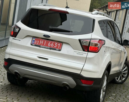 Белый Форд Эскейп, объемом двигателя 1.5 л и пробегом 169 тыс. км за 12900 $, фото 38 на Automoto.ua