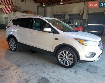 Белый Форд Эскейп, объемом двигателя 2 л и пробегом 94 тыс. км за 2300 $, фото 3 на Automoto.ua