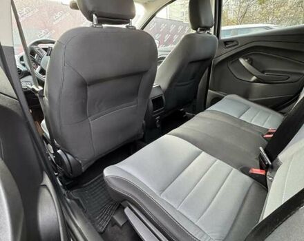 Белый Форд Эскейп, объемом двигателя 2.5 л и пробегом 132 тыс. км за 13000 $, фото 21 на Automoto.ua