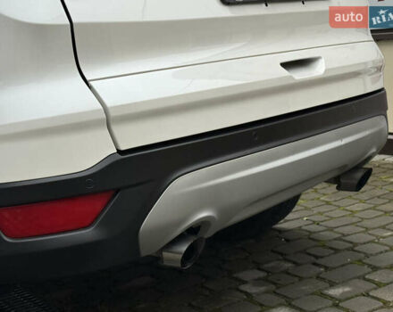 Белый Форд Эскейп, объемом двигателя 1.5 л и пробегом 169 тыс. км за 12950 $, фото 29 на Automoto.ua