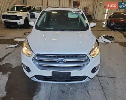 Білий Форд Ескейп, об'ємом двигуна 0 л та пробігом 98 тис. км за 2000 $, фото 4 на Automoto.ua