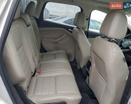 Белый Форд Эскейп, объемом двигателя 2 л и пробегом 159 тыс. км за 1900 $, фото 9 на Automoto.ua