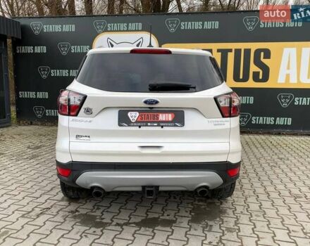 Белый Форд Эскейп, объемом двигателя 2 л и пробегом 82 тыс. км за 15300 $, фото 7 на Automoto.ua